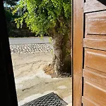 Mae Carril Chalet