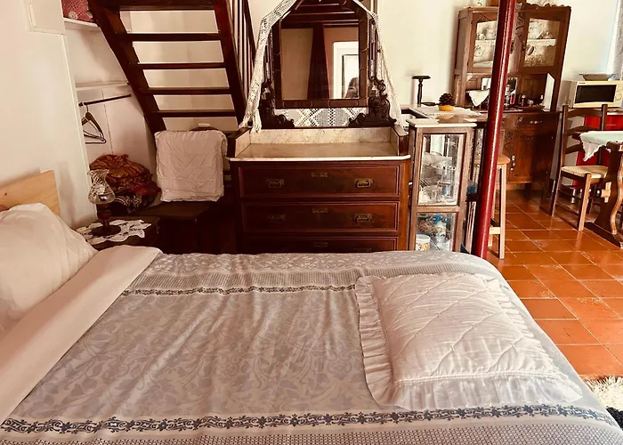 Mae Carril كالداس دا راينها